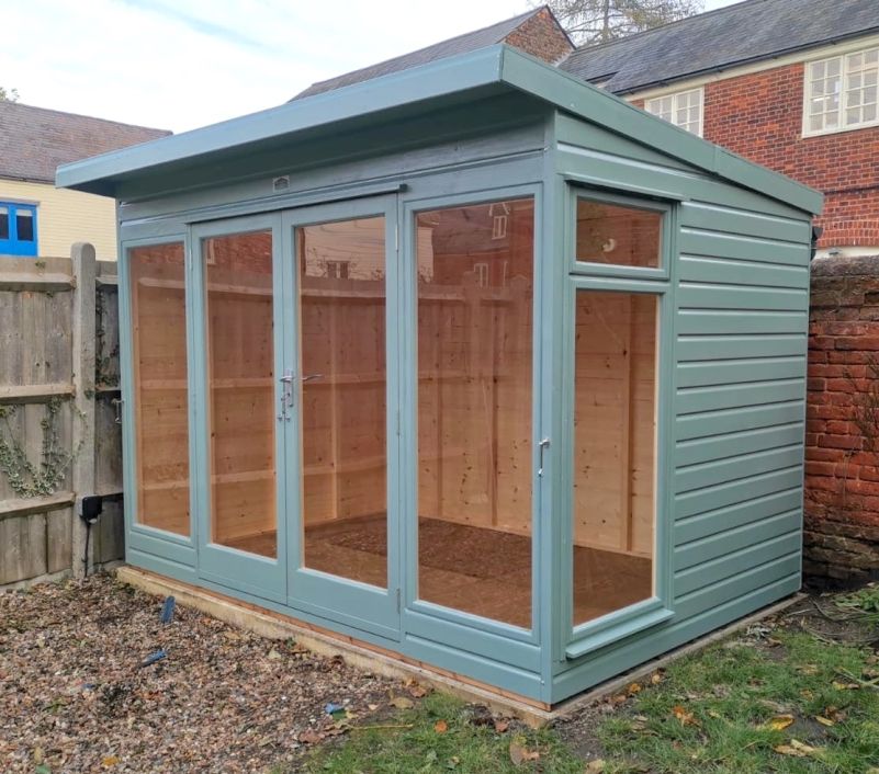 With side window, blue/green woodstain finish